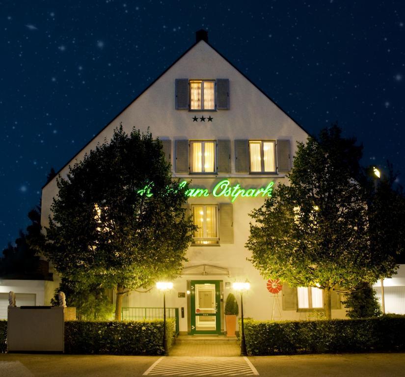 Hotel Am Ostpark Neubiberg Bagian luar foto